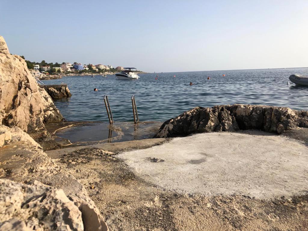 Apartmani Mares Ražanj Dış mekan fotoğraf